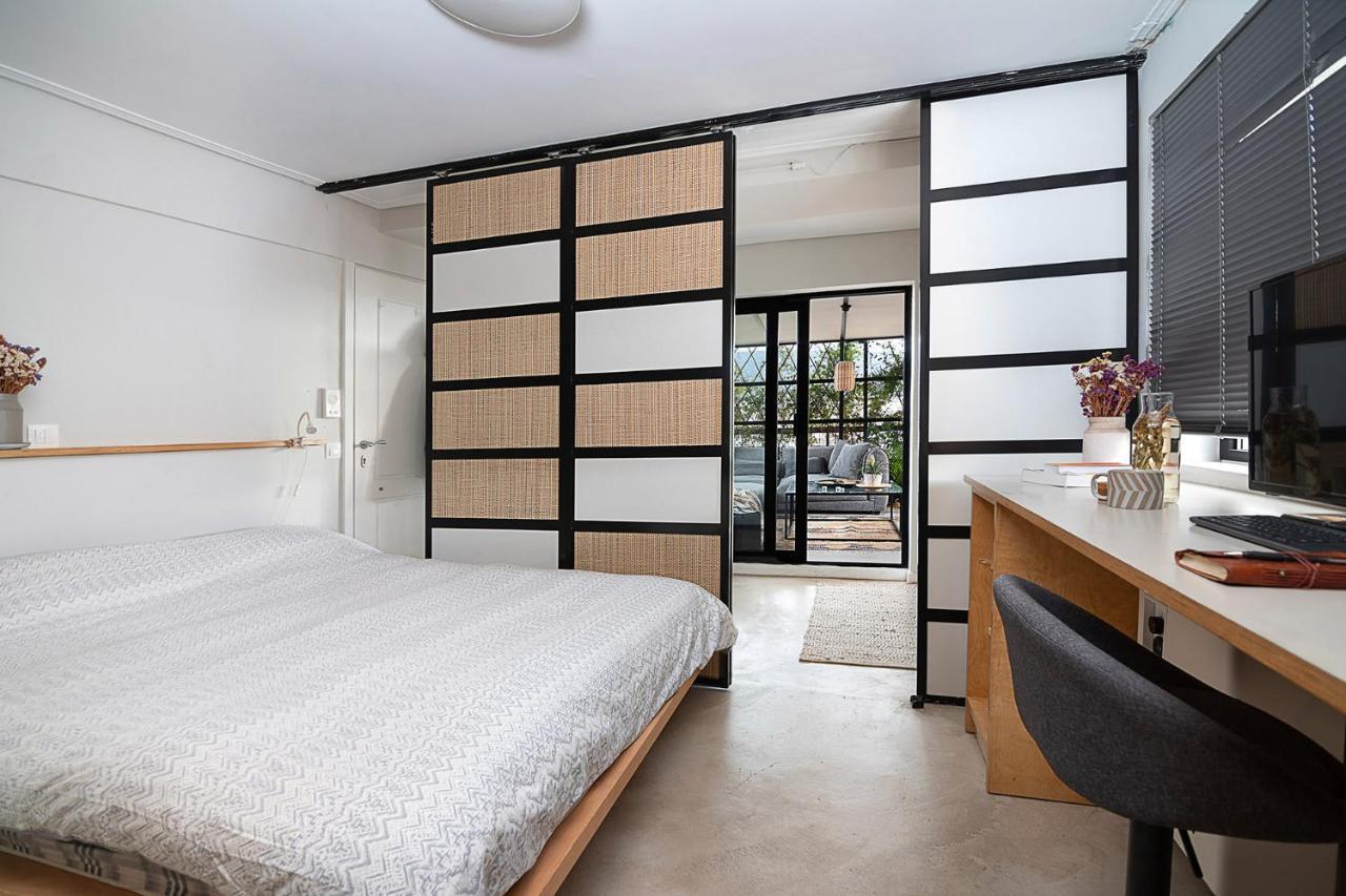 Unique Solar Penthouse With Jacuzzi And Sauna In Central 아테네 외부 사진