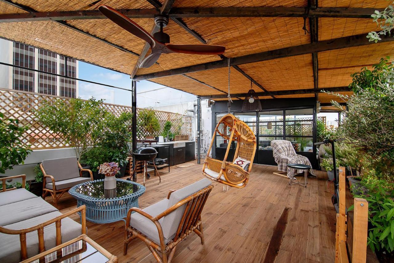 Unique Solar Penthouse With Jacuzzi And Sauna In Central 아테네 외부 사진